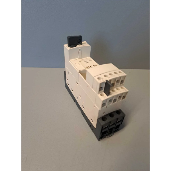 TÉLÉMÉCANIQUE  LUB12