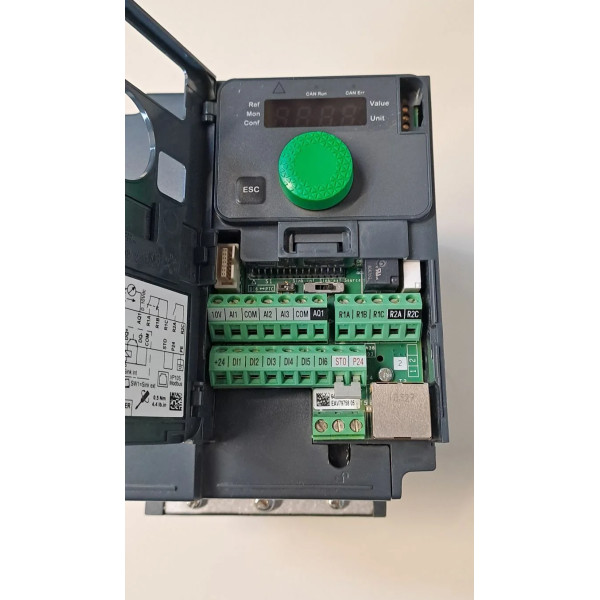 SCHNEIDER  ATV320U07N4C