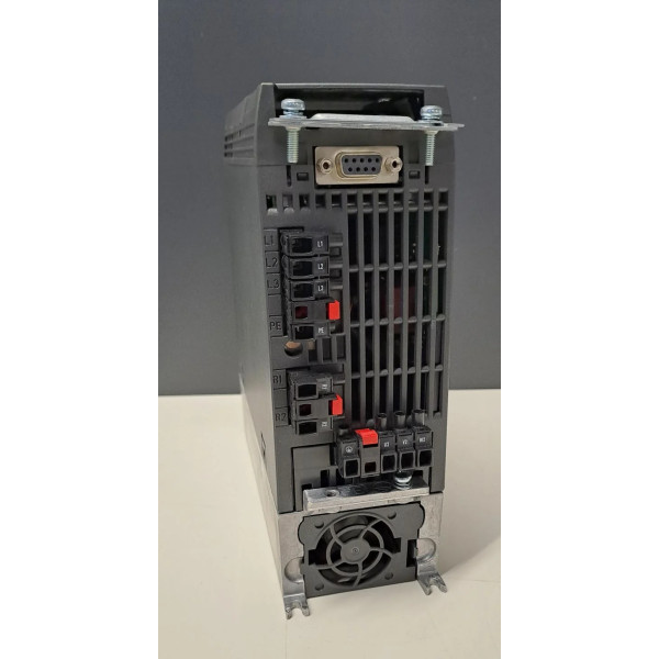 SIEMENS 6SL3210-1KE15-8AP1