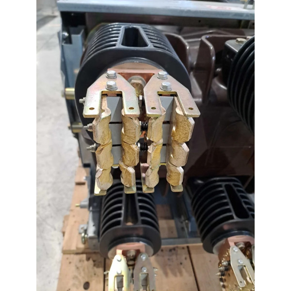 MERLIN GERIN LF33150A