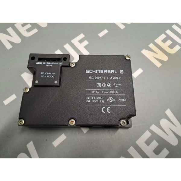 SCHMERSAL  AZM161SK-33RK-110-M16