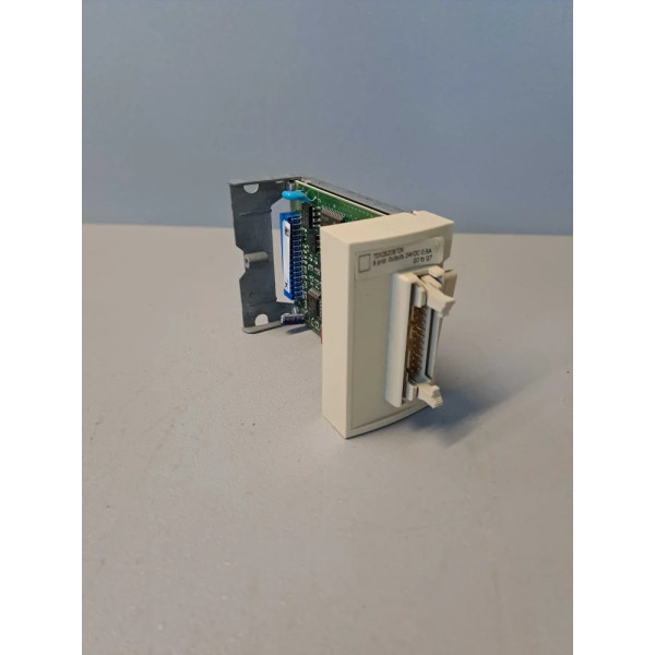 TÉLÉMÉCANIQUE  TSXDSZ08T2K