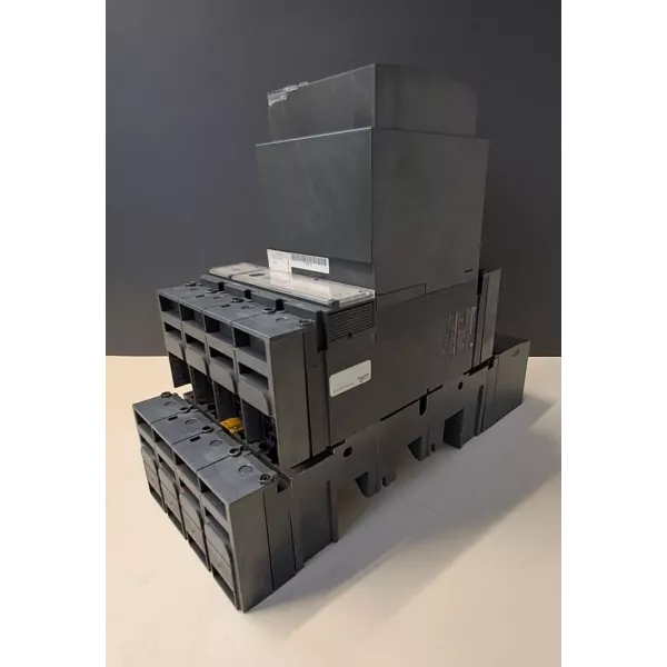 SCHNEIDER  NSX400-630 + NSX400F