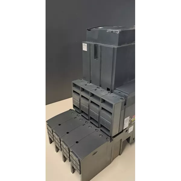 SCHNEIDER  NSX400-630 + NSX400F