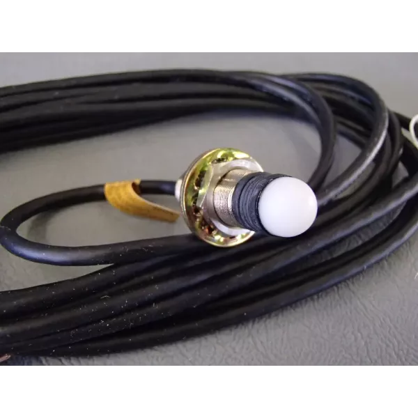 OMRON  D5B-1013