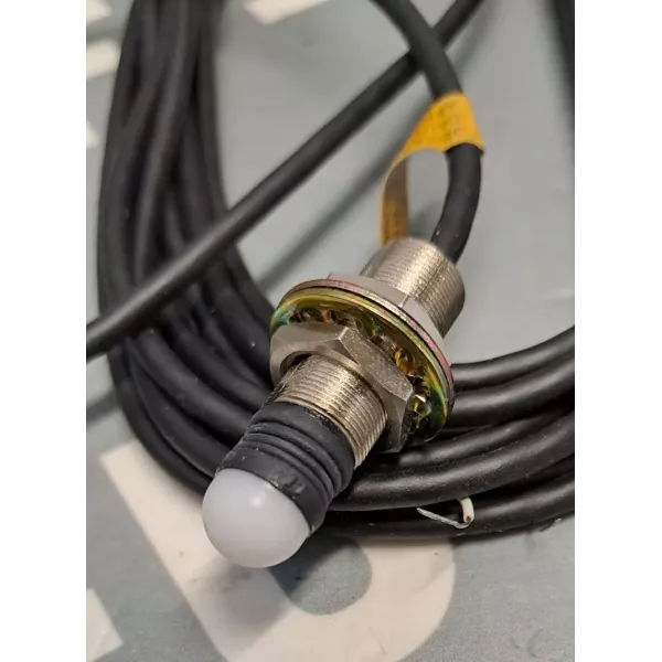 OMRON  D5B-1013