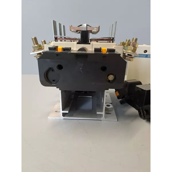 TÉLÉMÉCANIQUE  LC1F265