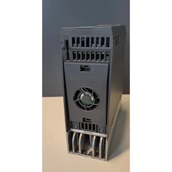 SIEMENS 6SL3210-1KE11-8AP1