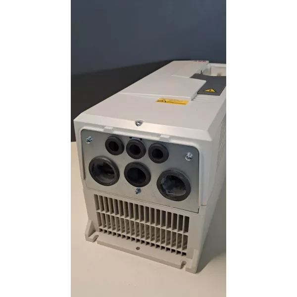 ABB ACS580-01-033A-4