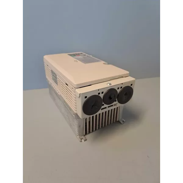 YASKAWA  CIMRVC4A0018FAA