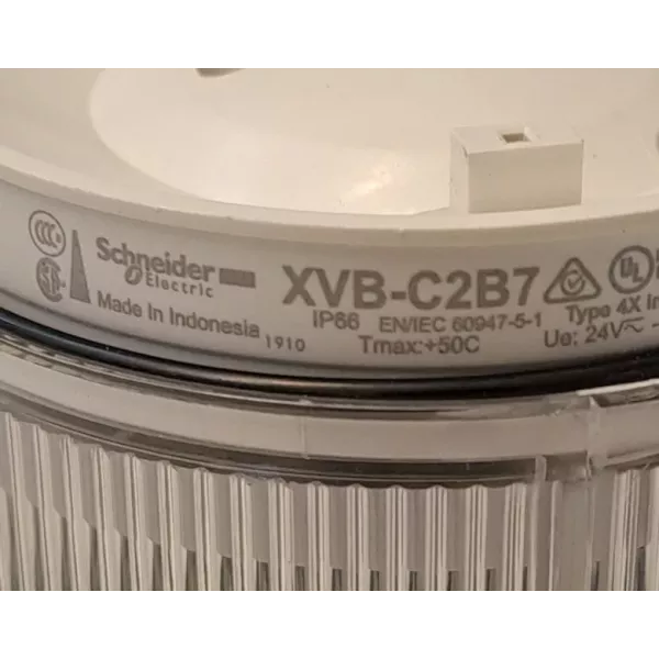 SCHNEIDER  XVB-C2B7