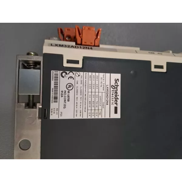 SCHNEIDER  LXM32AD12N4