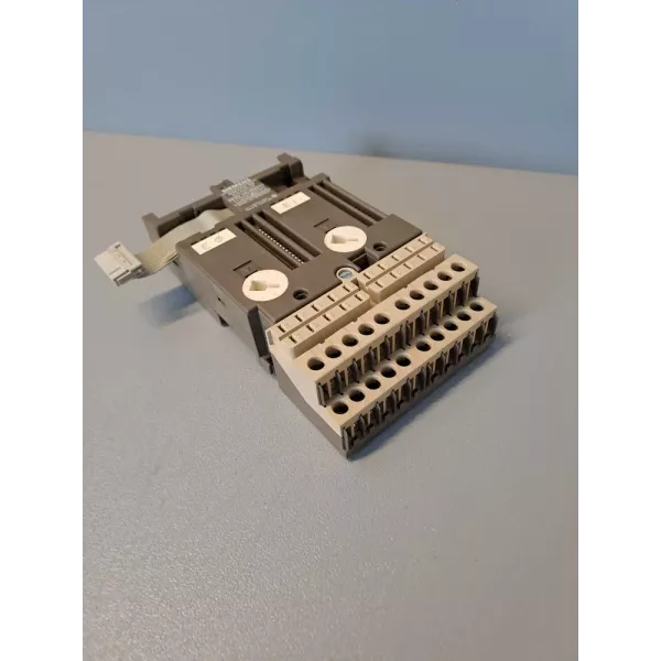 SIEMENS 6ES57008MA11
