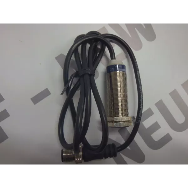 TÉLÉMÉCANIQUE  XS518B1CAL08M12