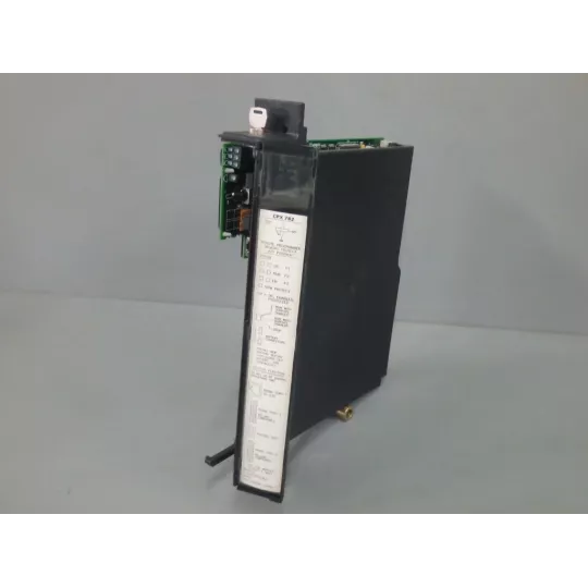 GE FANUC  IC697CPX782CB
