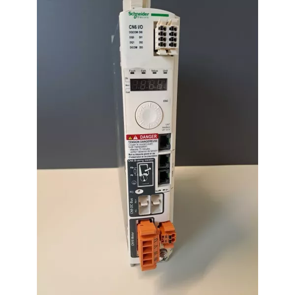 SCHNEIDER  LXM32AU60N4 + BSH0553P01A2A + CABLES