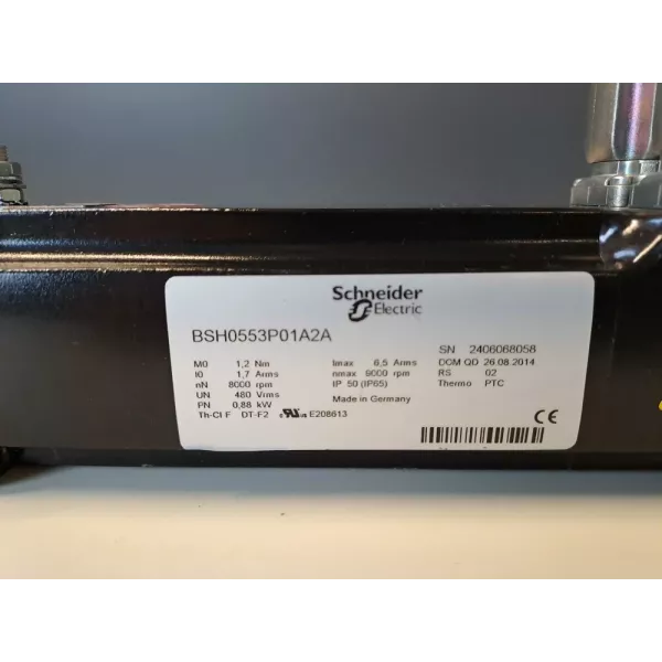 SCHNEIDER  LXM32AU60N4 + BSH0553P01A2A + CABLES
