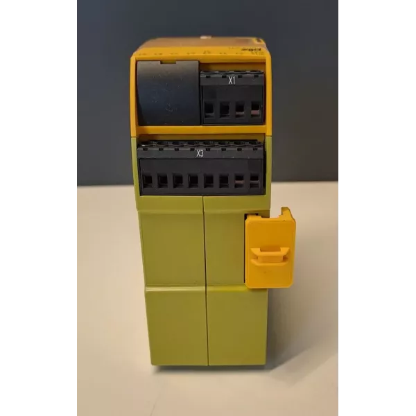 PILZ 750111
