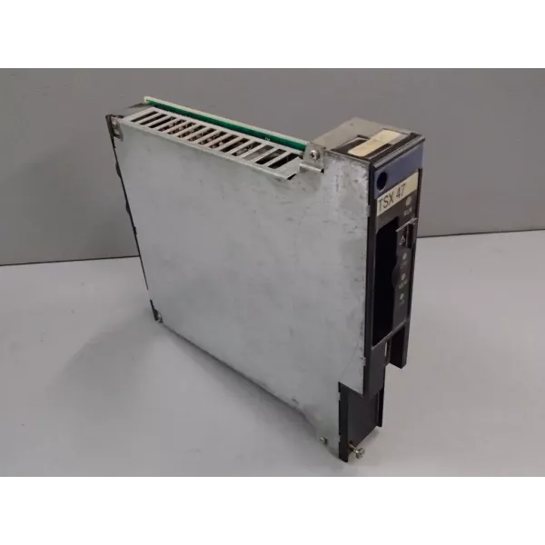 TÉLÉMÉCANIQUE  TSXP4720