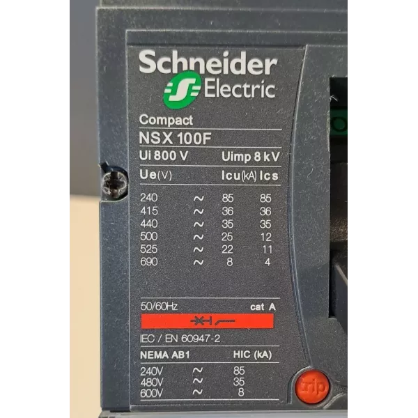 SCHNEIDER  LV429003 + LV429210 + C103TM100