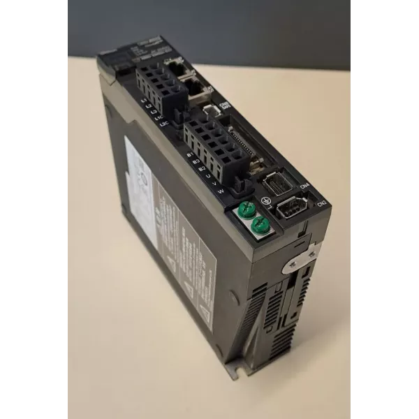 OMRON  R88D-KN02H-ECT