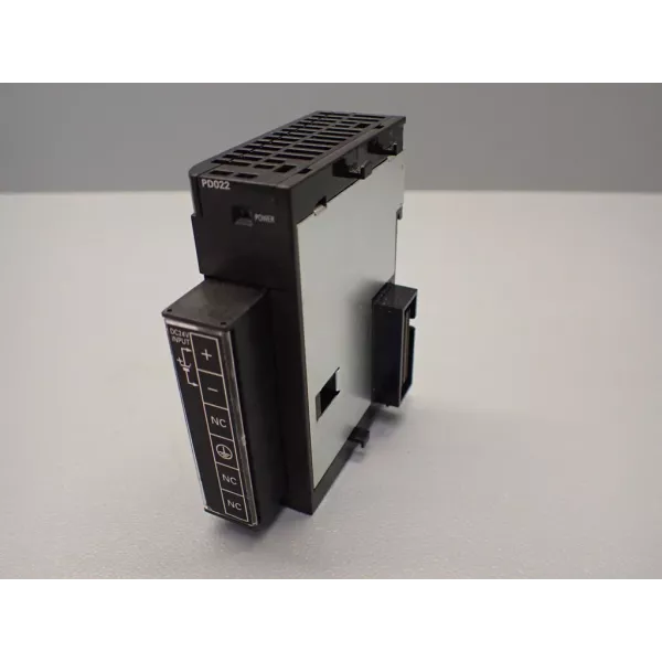 OMRON  CJ1W-PD022