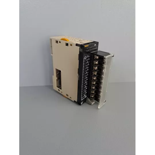 OMRON  CJ1W-OD212