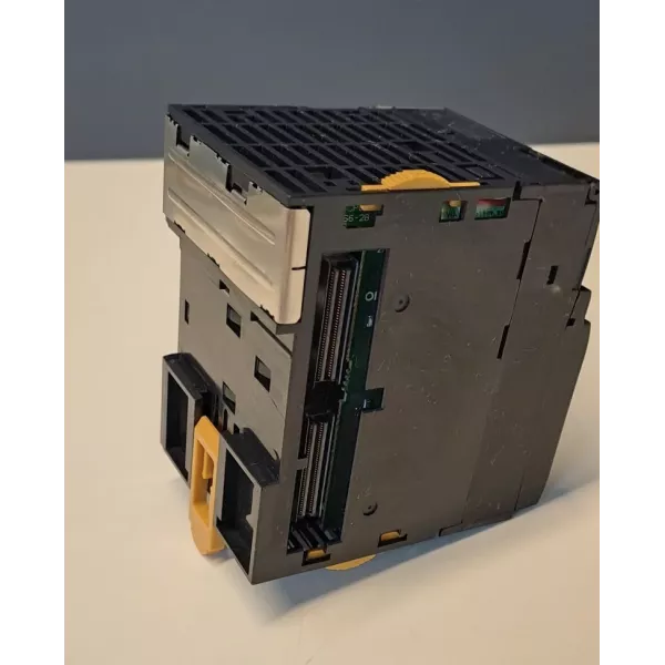 OMRON  CJ2M-CPU31