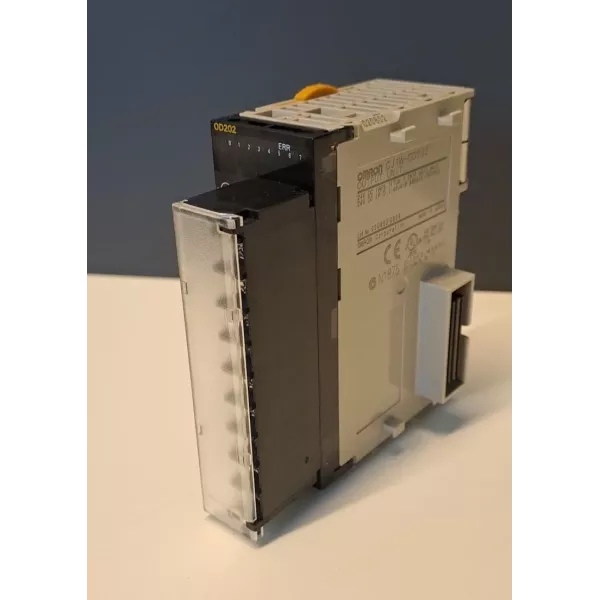 OMRON  CJ1W-OD202