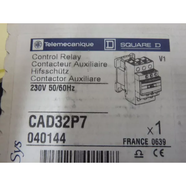 TÉLÉMÉCANIQUE  CAD32P7