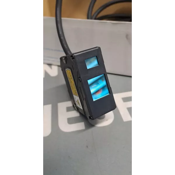 OMRON  ZX1-LD100A81