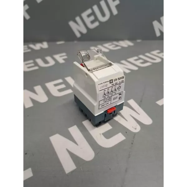 SCHNEIDER  RHN411E