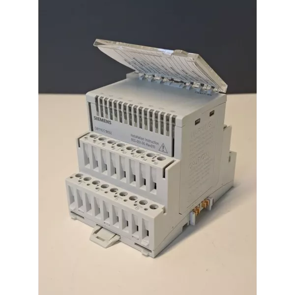 SCHNEIDER  TXM1.8X