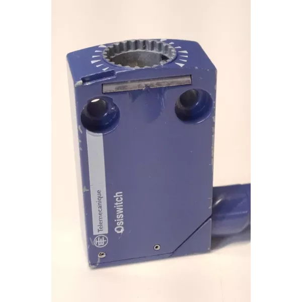 TÉLÉMÉCANIQUE  ZCMD21M12