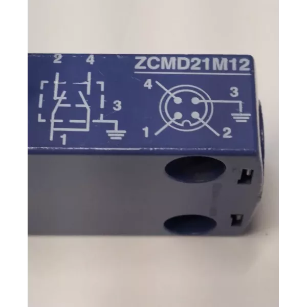 TÉLÉMÉCANIQUE  ZCMD21M12