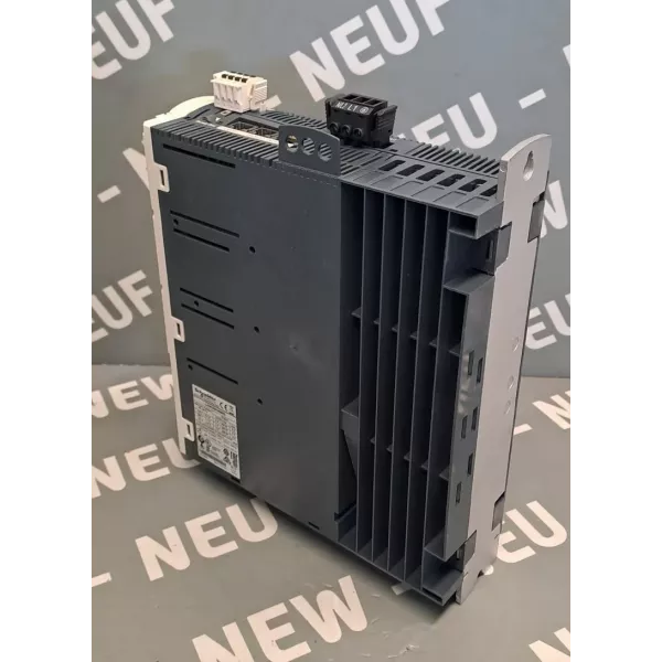 SCHNEIDER  LXM32MU90M2
