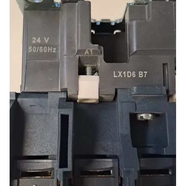 SCHNEIDER  LC1D80B7