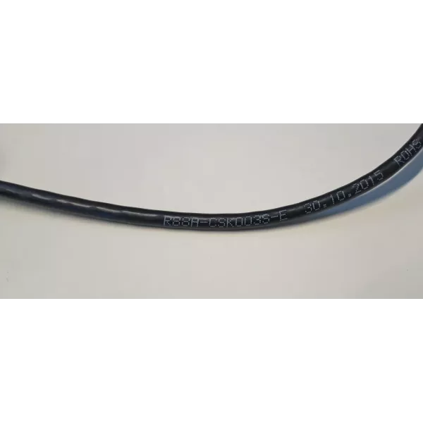OMRON  R88A-CSK003S-E