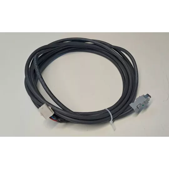 OMRON  R88A-CRGB005CR-E