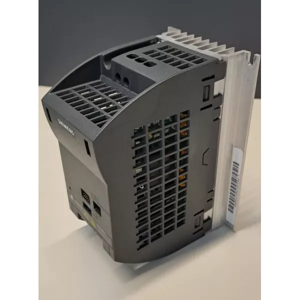 SIEMENS 6SL3211-0AB11-2UA1