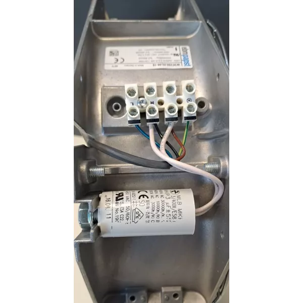 EBMPAPST W2E250-HL06-19