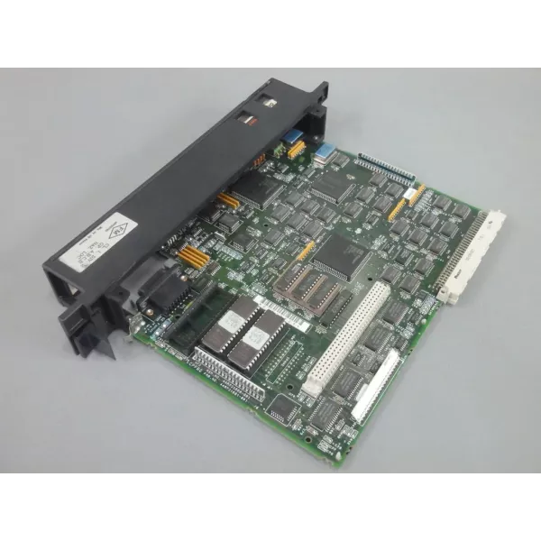 GE FANUC  IC697CPU771