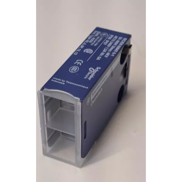 TÉLÉMÉCANIQUE  ZCMD21