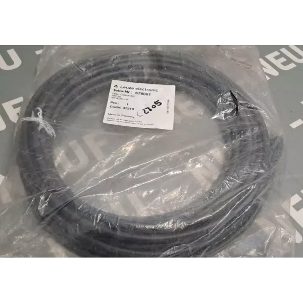 LEUZE 678061