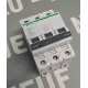SCHNEIDER  24219