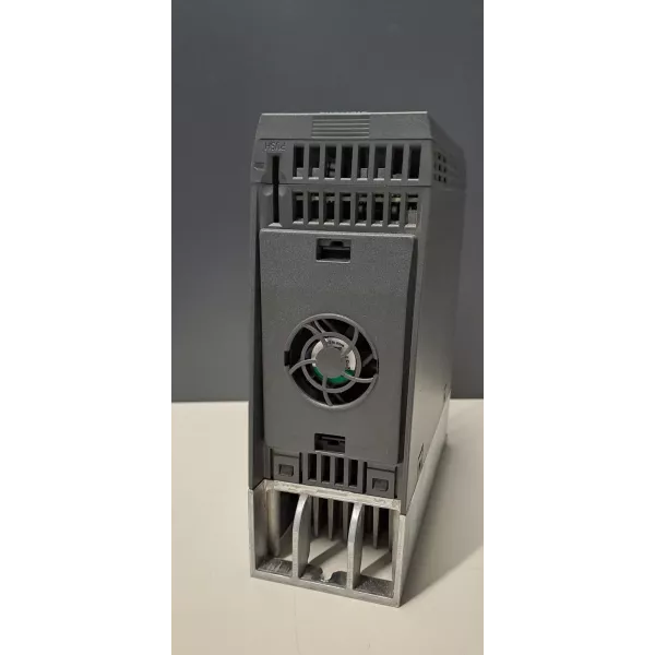 SIEMENS 6SL3210-1KE15-8AP1