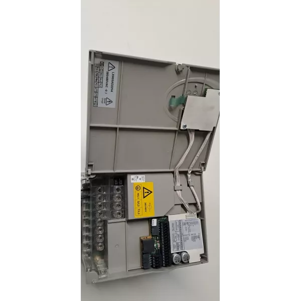 SCHNEIDER  LXM05AD22N4