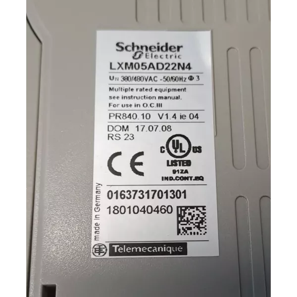 SCHNEIDER  LXM05AD22N4