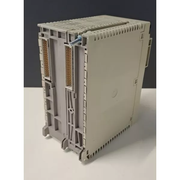 SCHNEIDER  TSXP573623M