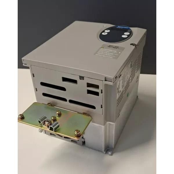 TÉLÉMÉCANIQUE  ATV31HU30N4